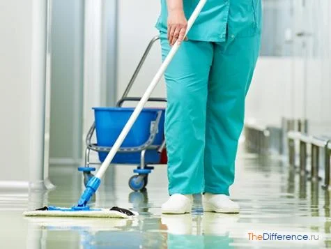 chem-otlichaetsya-sanitarka-ot-uborshchicy.webp