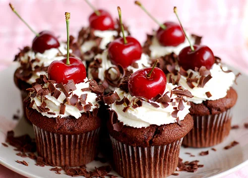 cherry-cupcake-delicious-dessert-Favim.com-502141.webp