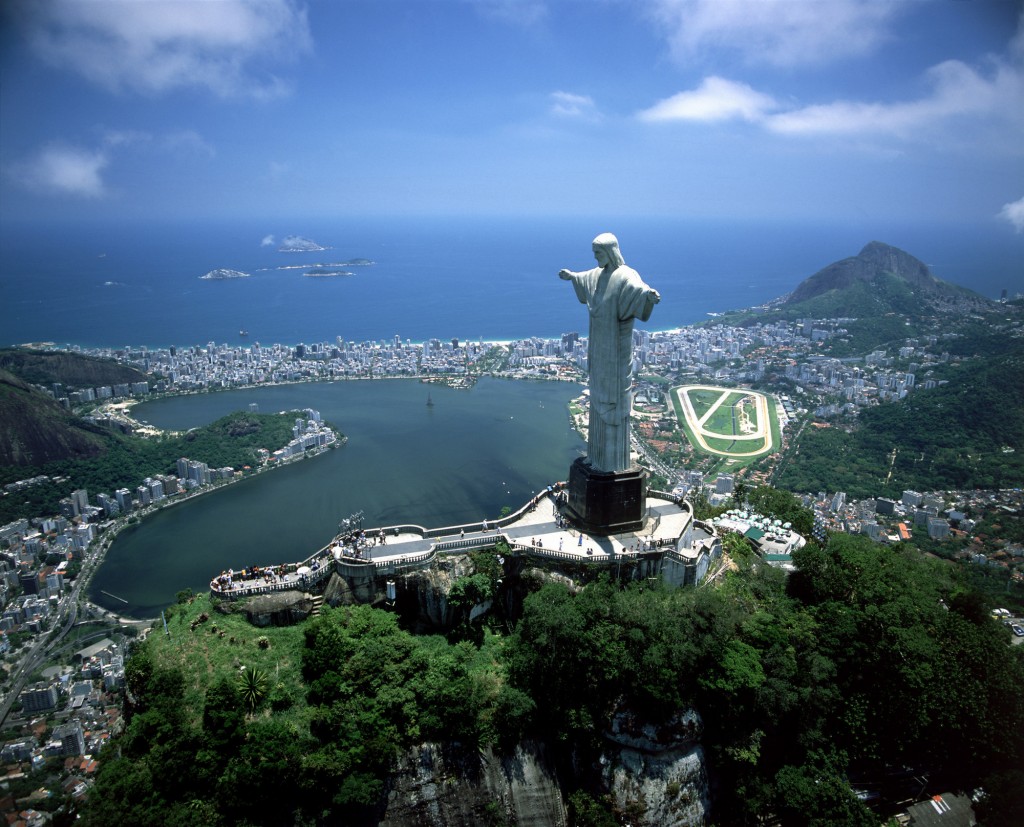 Christ-The-Redeemer-Statue.-1024x827.jpg