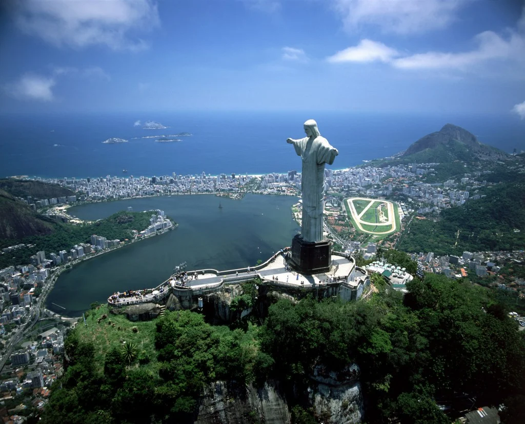 Christ-The-Redeemer-Statue.-1024x827.webp