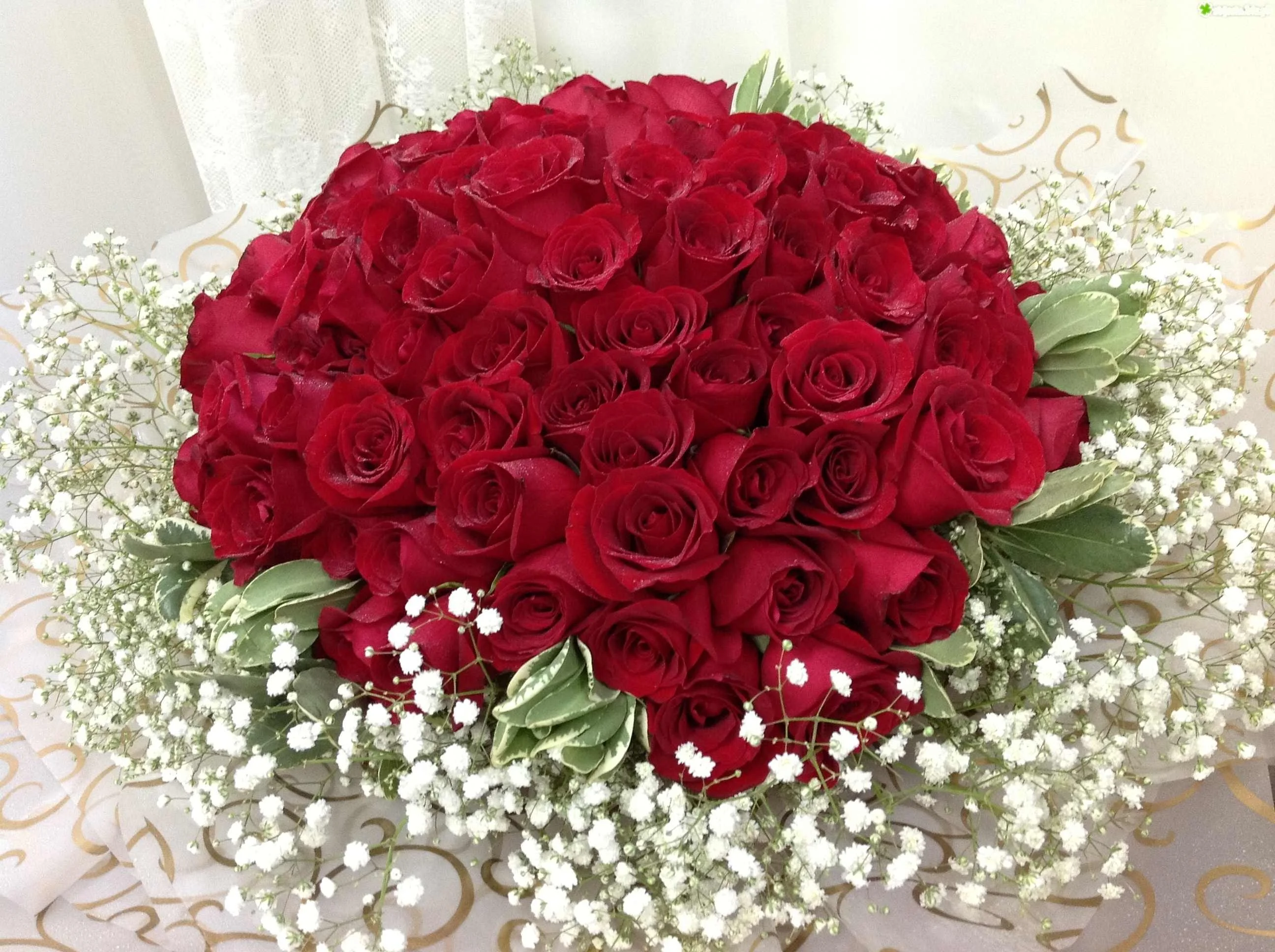 czerwonych-bukiet-roz-7 (1).webp