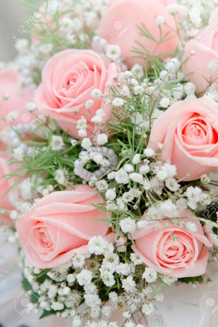 d0e27814e53d621b2112b306295b428d--wedding-arrangements-wedding-bouquets.webp