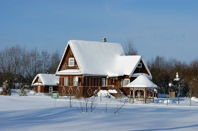 дача зимой.webp