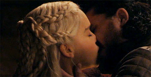 дей и сноу.gif