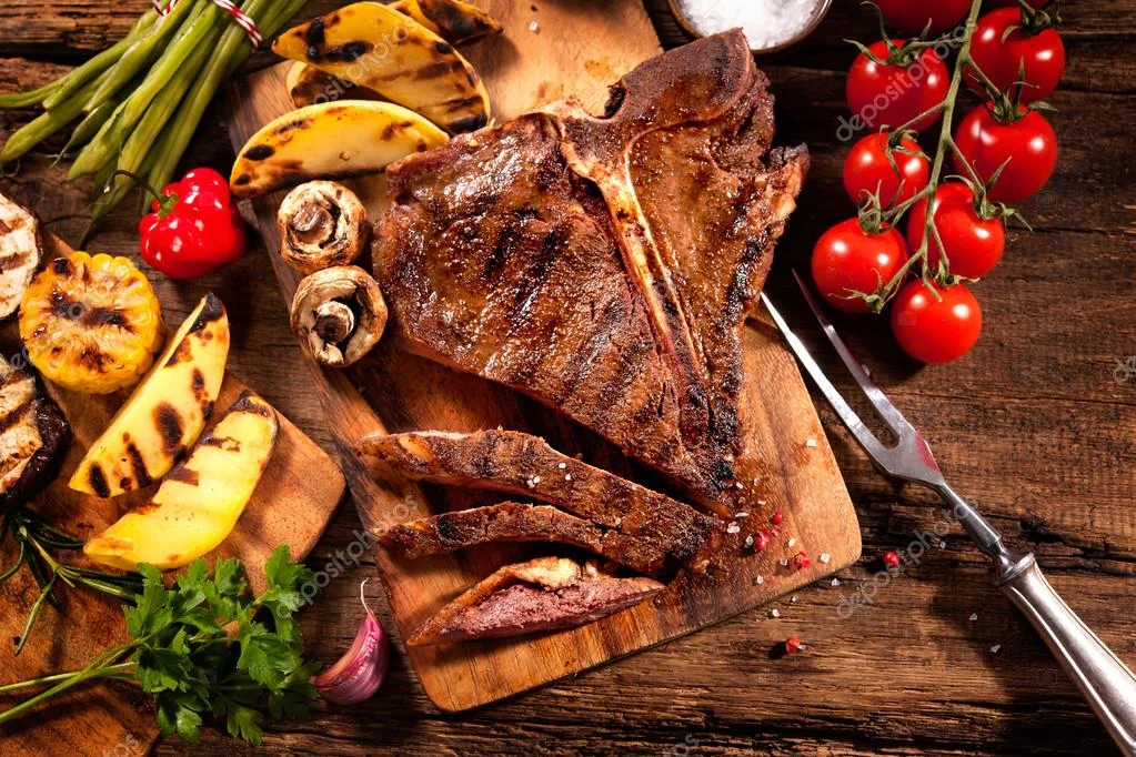 depositphotos_101168662-stock-photo-beef-steak-with-grilled-vegetables.webp