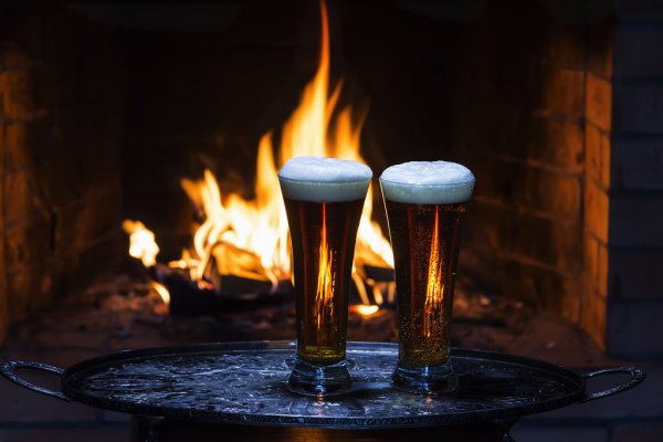 depositphotos_108667282-stock-photo-two-beers-with-fireplace-on.jpg