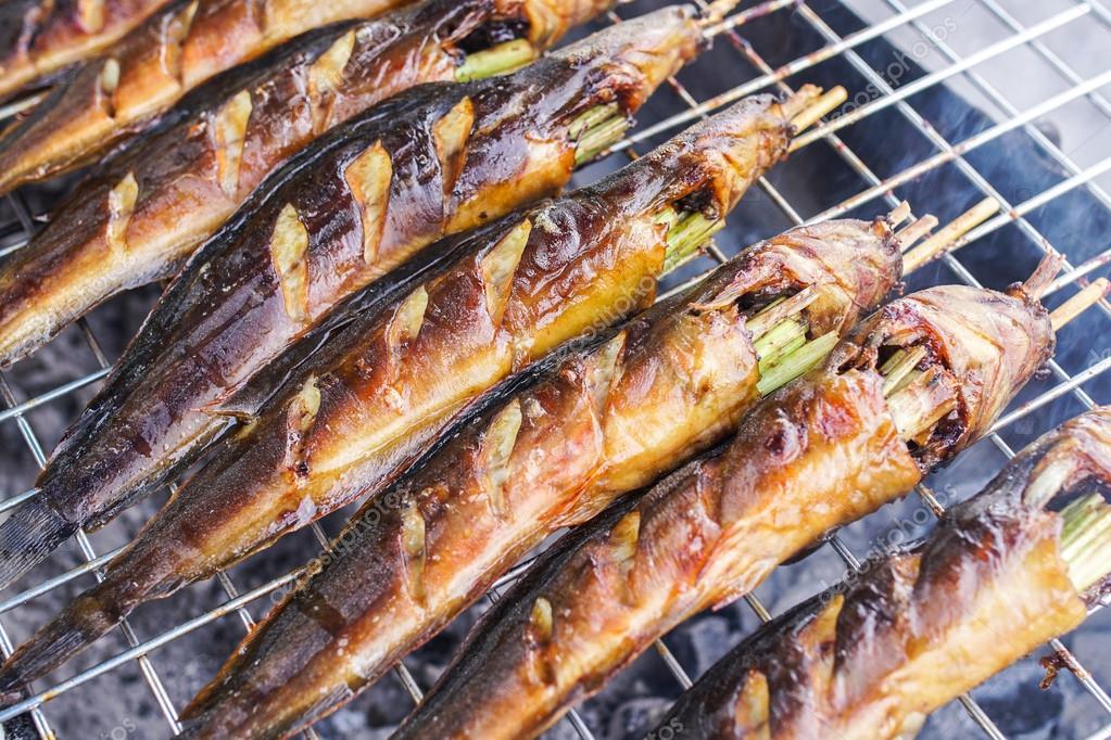 depositphotos_116230146-stock-photo-grilled-walking-catfish-on-stove.jpg