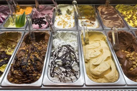 depositphotos_12072316-stock-photo-ice-cream-parlor.webp