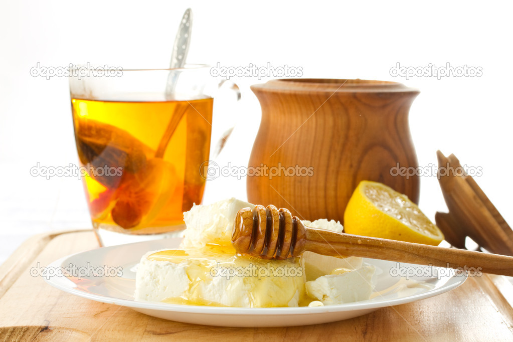 depositphotos_13646841-milk-cottage-cheese-with-honey.jpg