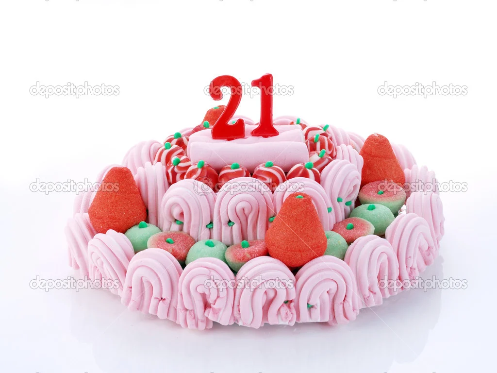 depositphotos_13804900-Birthday-cake-with-red-candles.webp