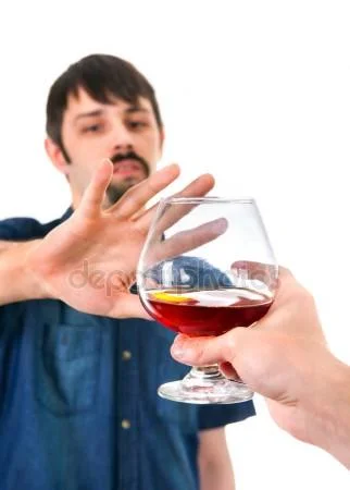 depositphotos_138720388-stock-photo-man-refuses-alcohol.webp