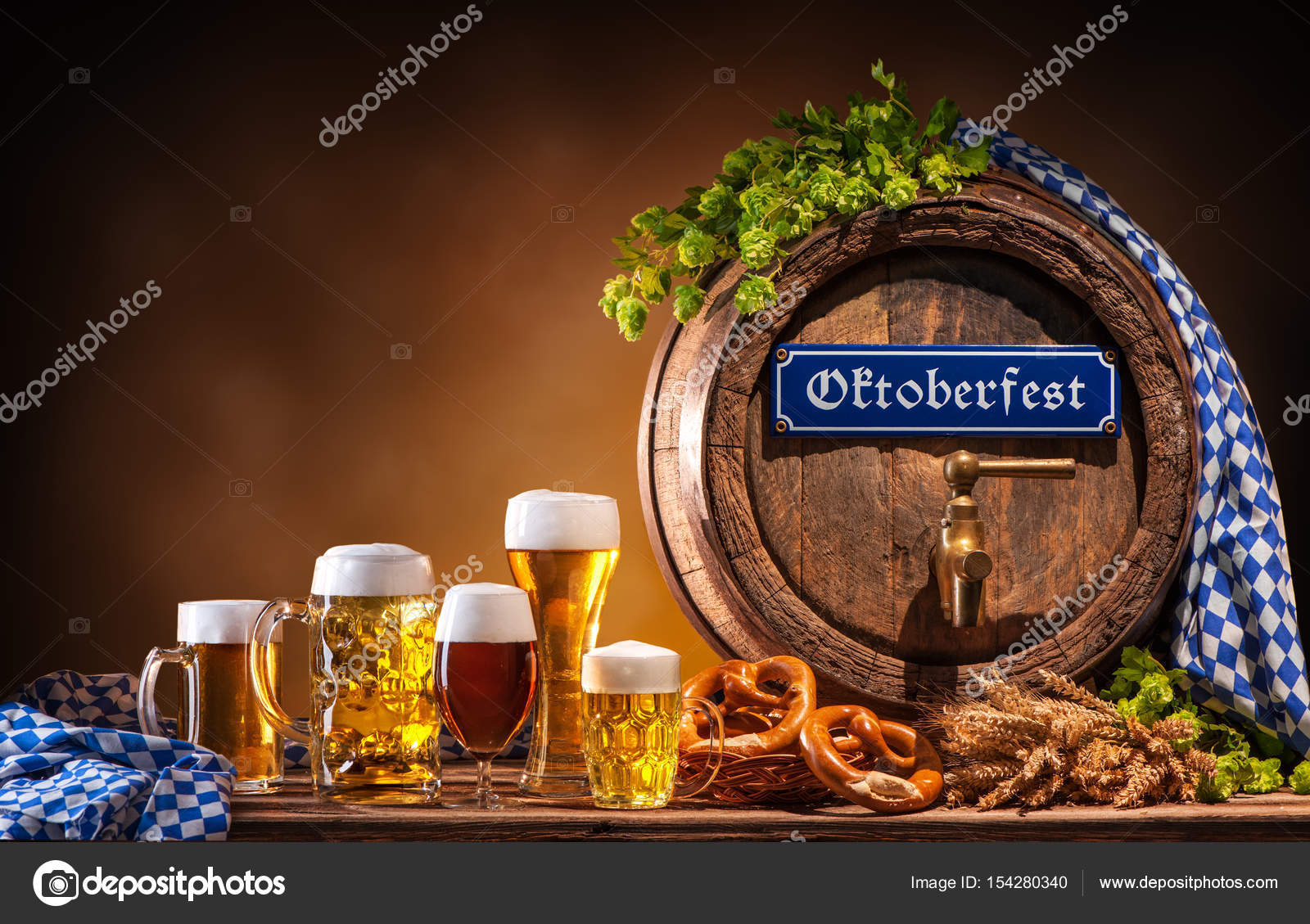 depositphotos_154280340-stock-photo-oktoberfest-beer-barrel-and-beer.jpg