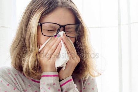 depositphotos_177976354-stock-photo-sick-teen-girl-with-handkerchief.jpg