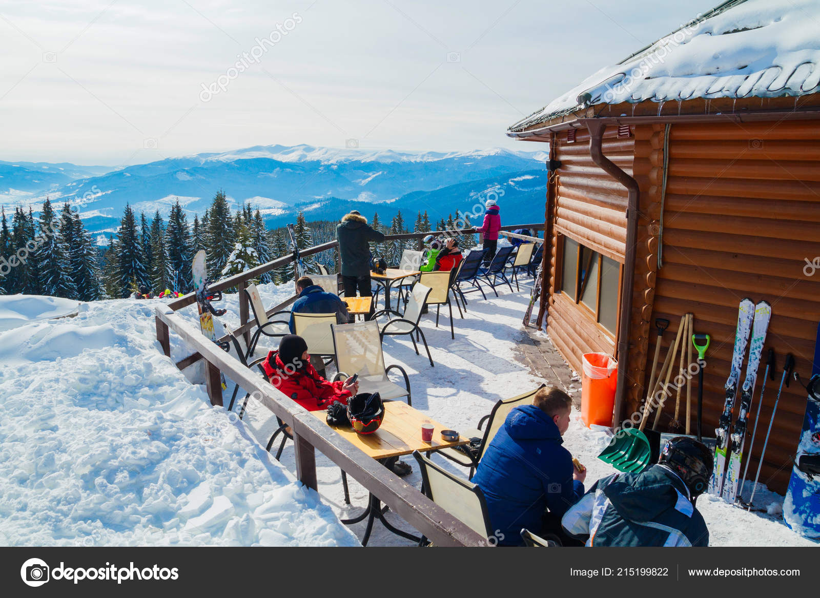 depositphotos_215199822-stock-photo-skiers-sit-chairs-restaurant-top.jpg