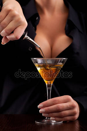 depositphotos_30916361-stock-photo-barmaid-mixing-drink.jpg