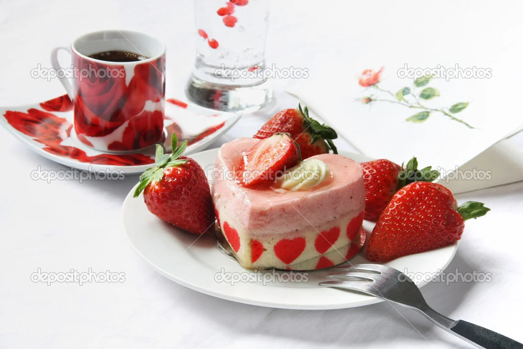 depositphotos_35301229-Heart-shape-cake-with-coffee.webp