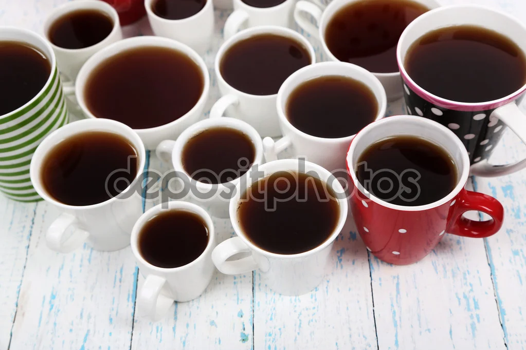 depositphotos_62294201-stock-photo-many-cups-of-tea-on.webp