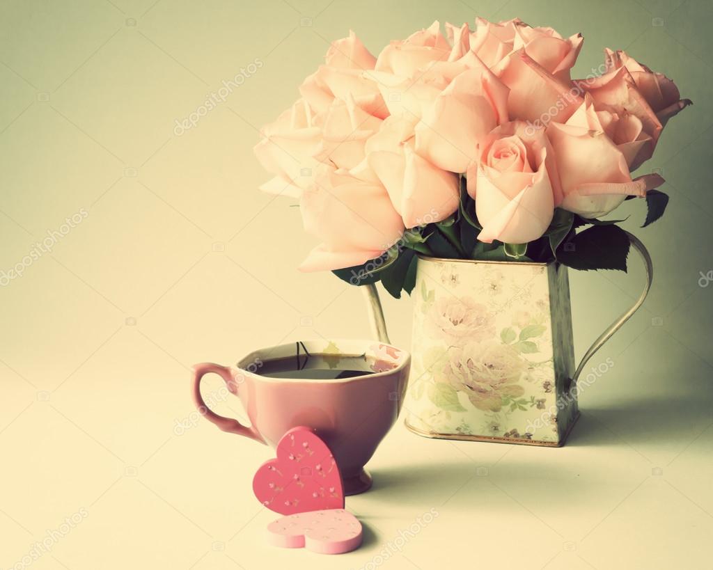 depositphotos_63089475-stock-photo-roses-in-vase-and-hearts.jpg