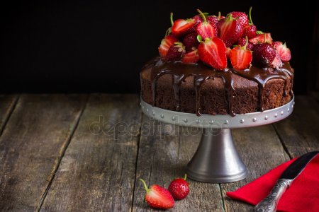 depositphotos_78548694-stock-photo-chocolate-cake-with-fresh-strawberry.jpg