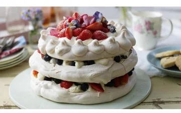 desert_pavlova_1-360x225.webp
