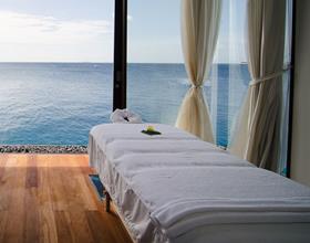 destinations-maldives-spa-hero.jpg