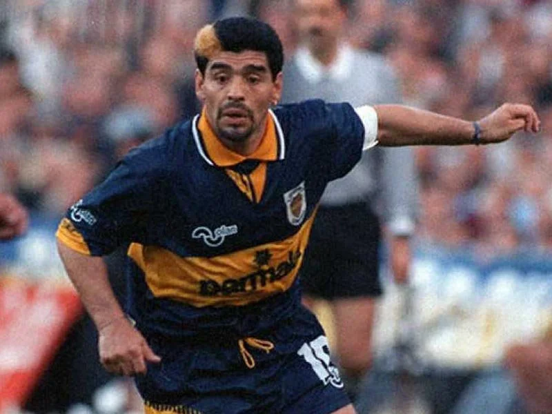 diego-maradona-v-boka-huniors.webp
