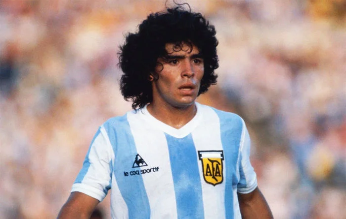 diego-maradona-v-molodosti-1.webp