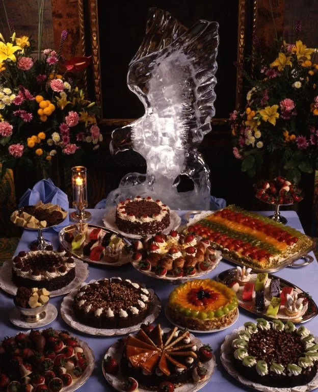 для дорогих юбиляров.webp