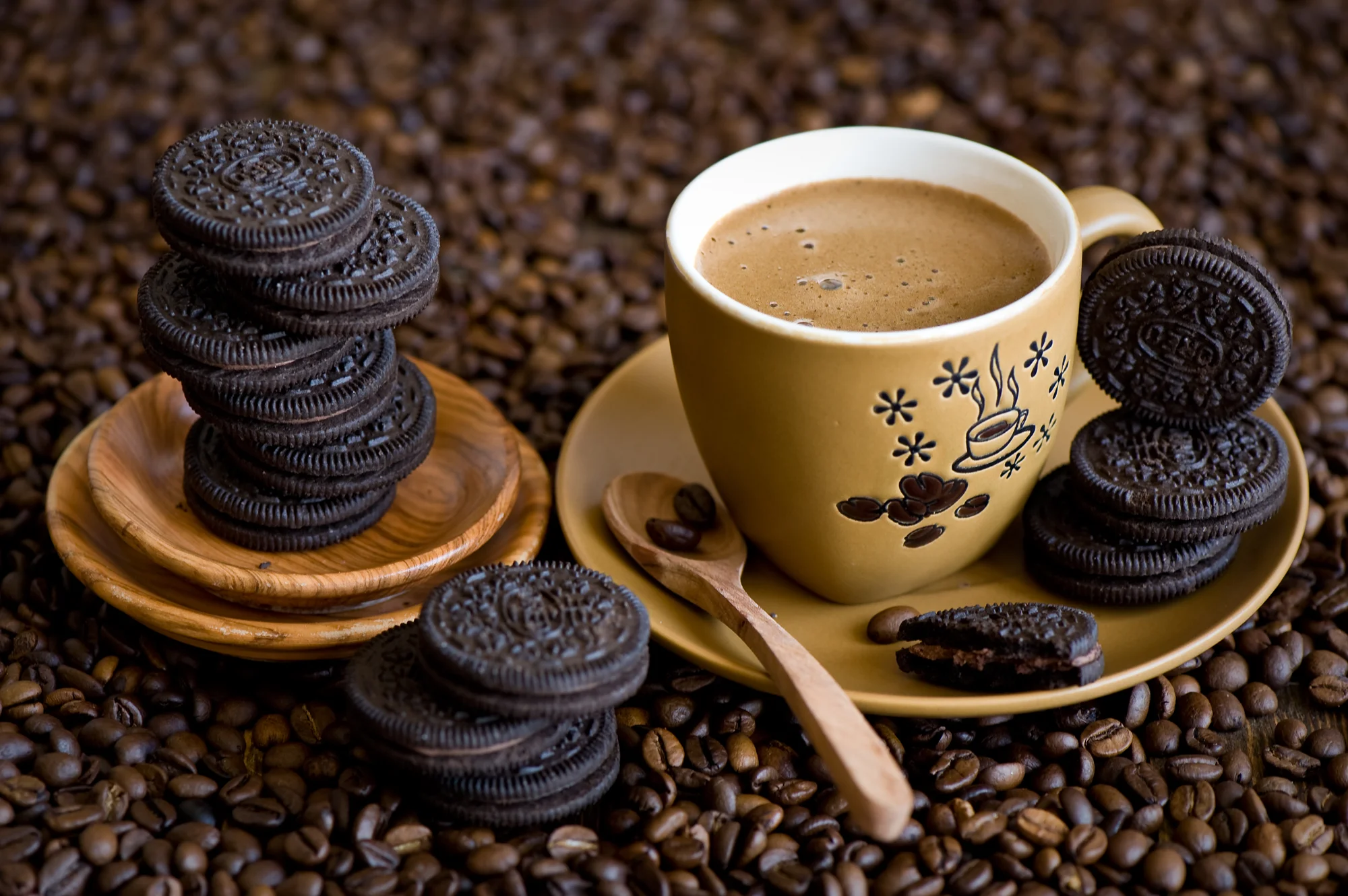 Drinks_Coffee_Cookies_457457.webp