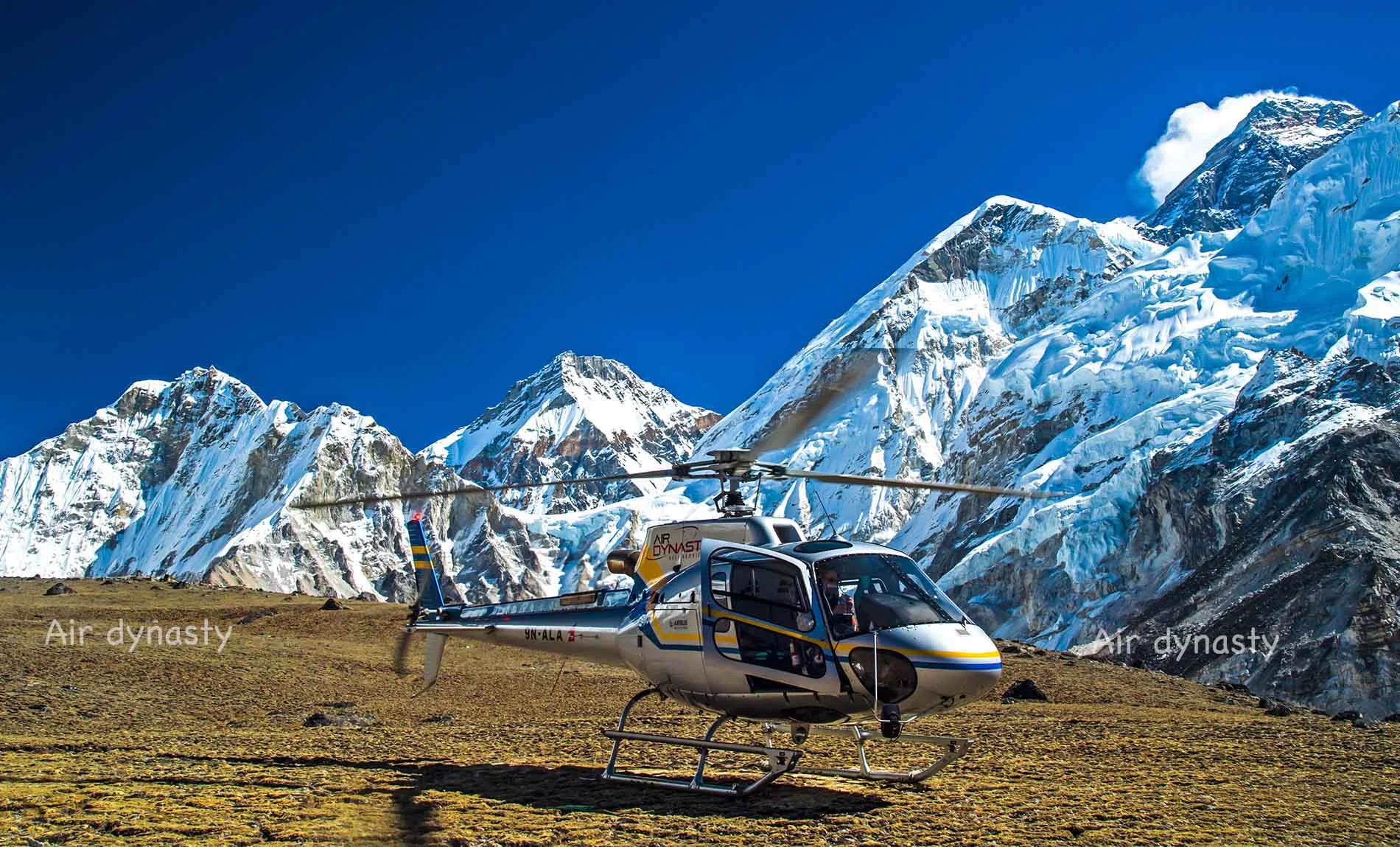 Everest-Base-Camp-Helicopter-Tour.webp