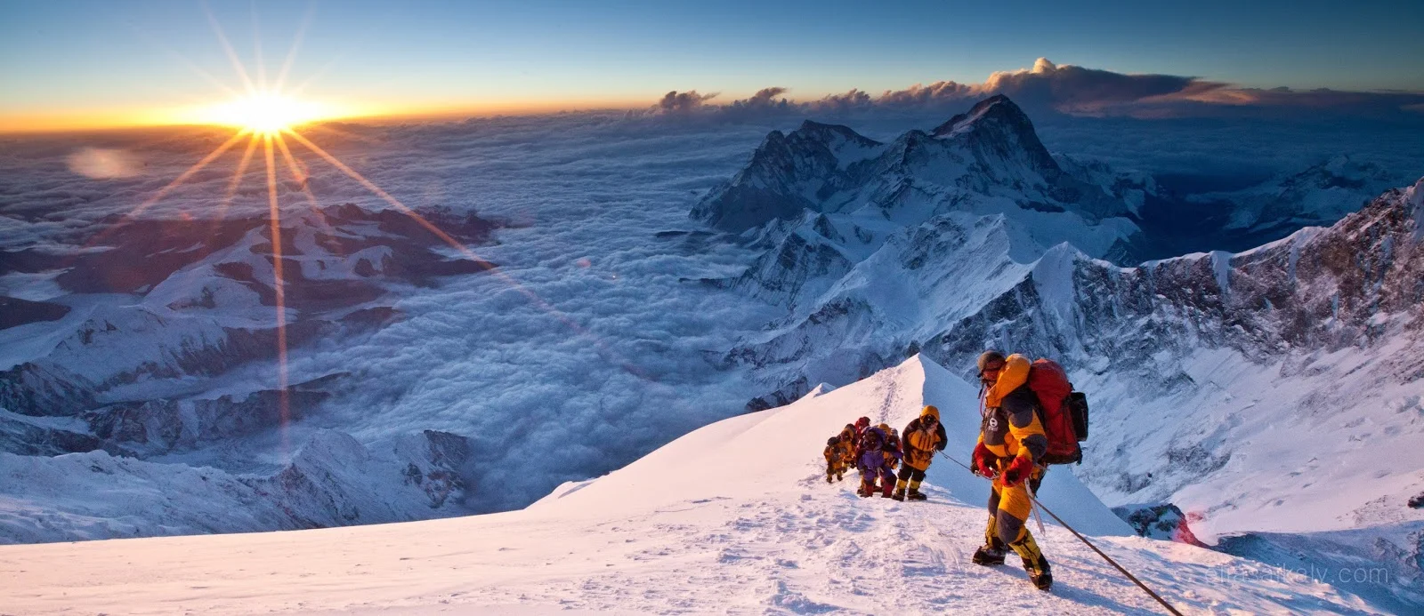 Everest-Review-EMGN2.webp