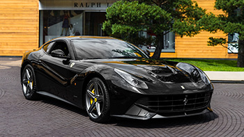 Ferrari-F12-Berlinetta-превью.jpg