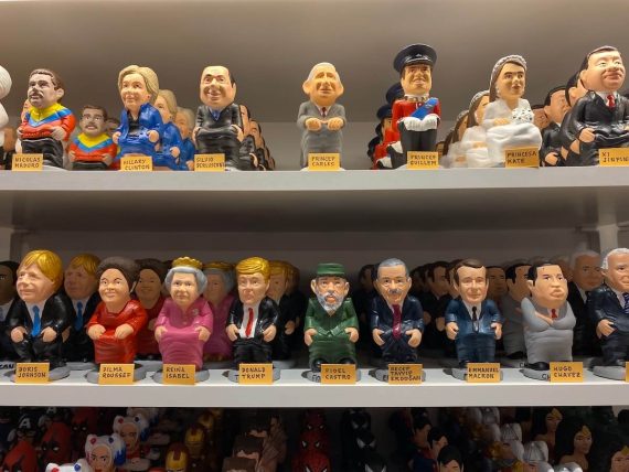 Figures-de-caganers-internacionals.-©-theNBP-570x428.jpg