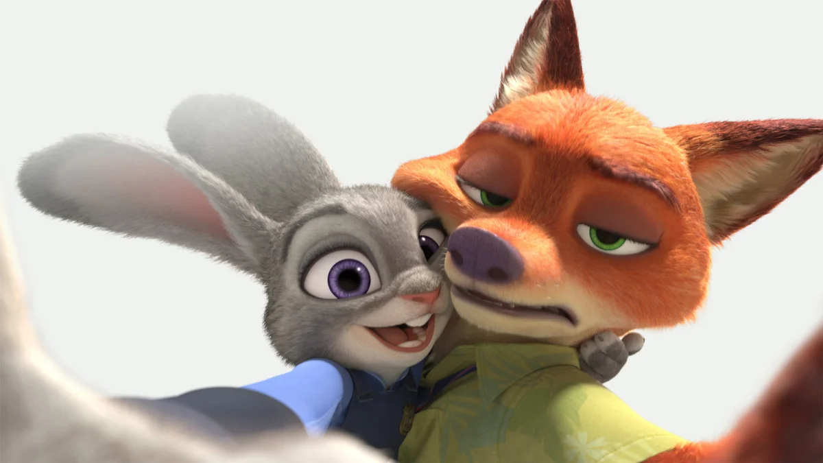 flex_tablet_zootopia_selfie_c781d089.webp