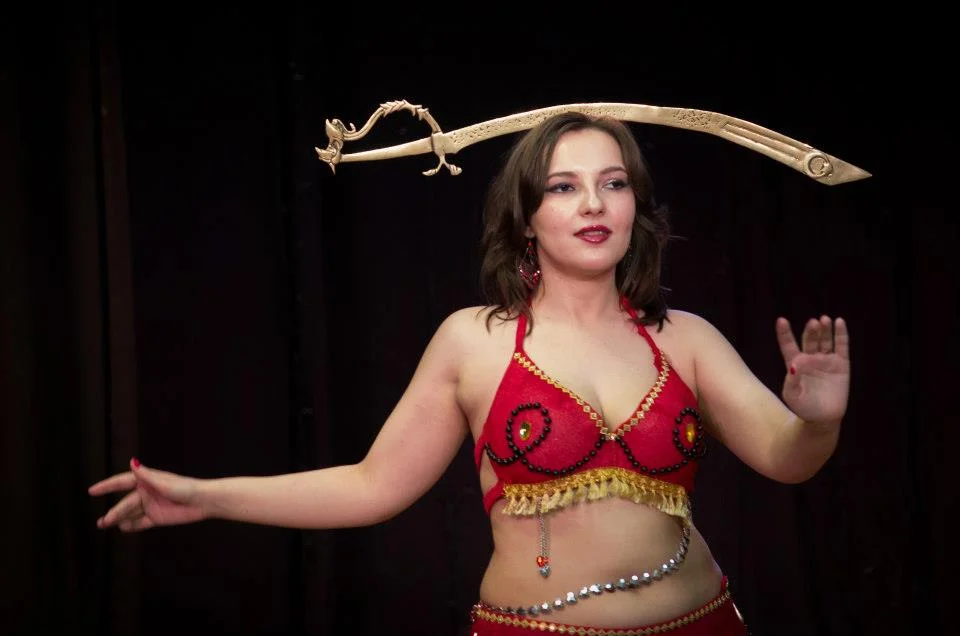 фото с саблей.webp