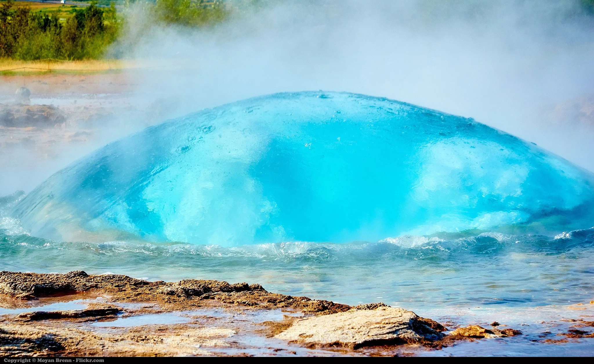 Гейзер-Исландии.webp