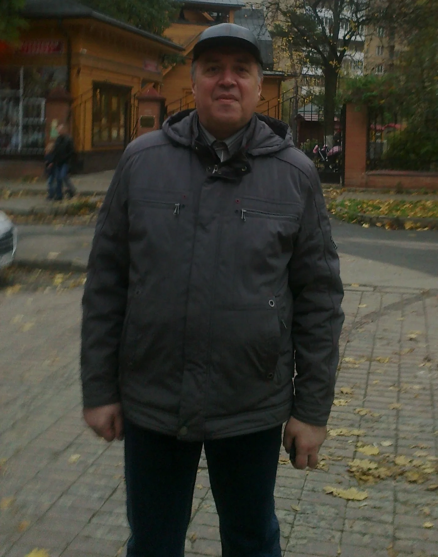 Gena_Moscow_2016-10-06 12-39-36_crop.webp