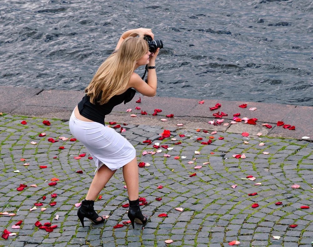 girl-photographer1.webp