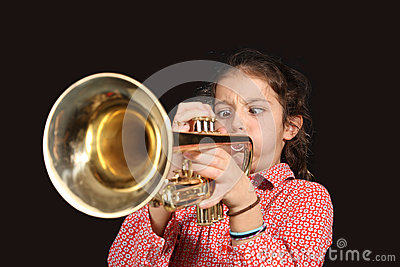 girl-trumpet-young-posing-dark-background-35927147.jpg