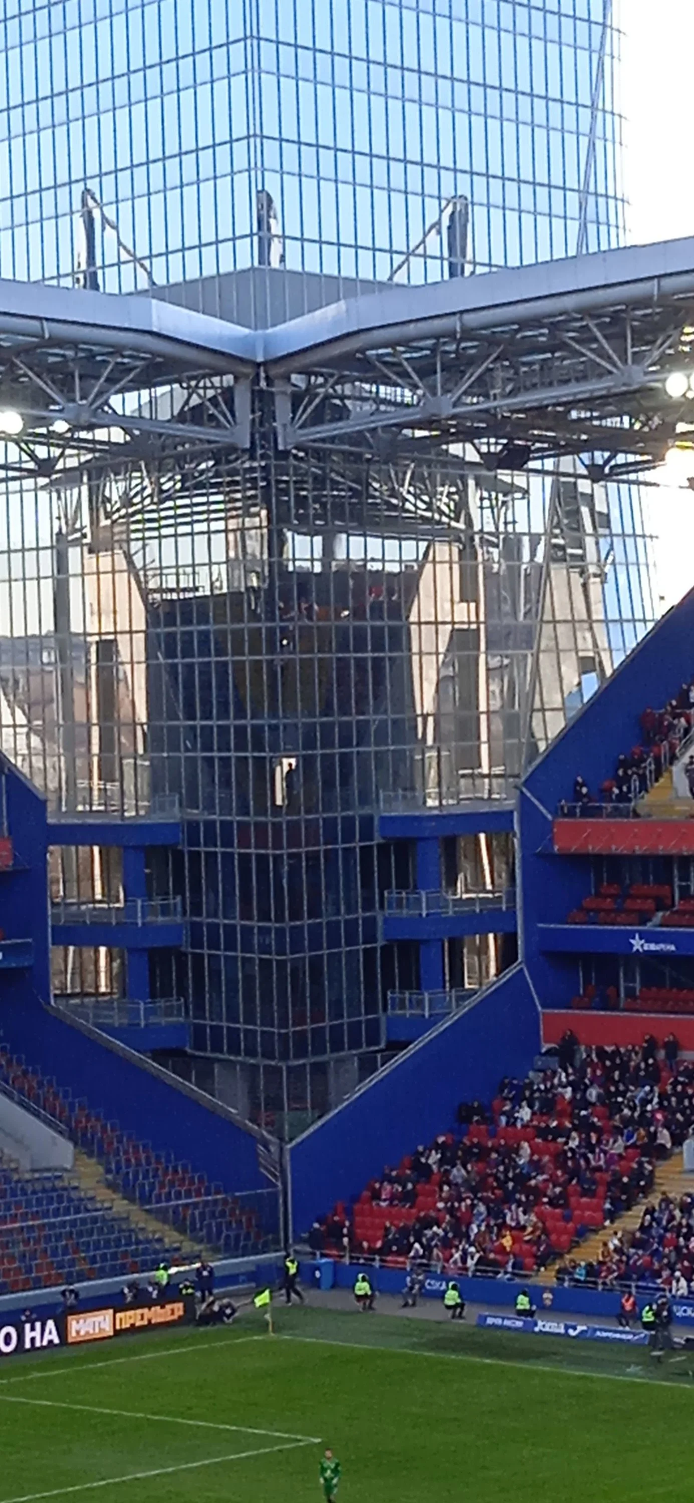 главная башня ЦСКА-Арены.webp