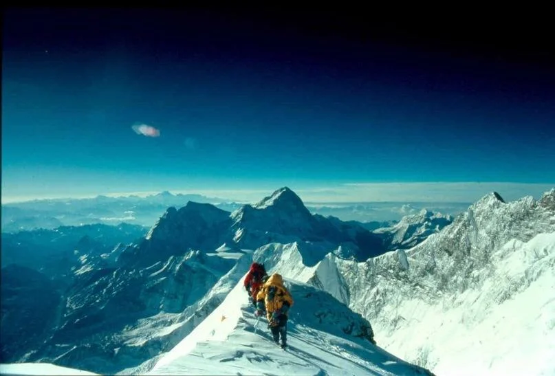 gora-dzhomolungma-everest6.webp