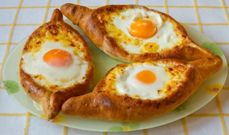 hachapuri_po-adzharski.webp