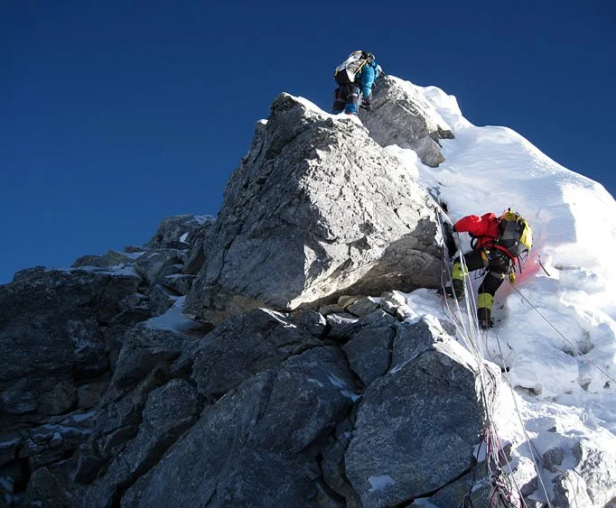 hillary-step_jaroslaw_hawrylewicz.webp