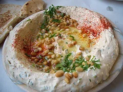 Hummuswithpinenuts.webp
