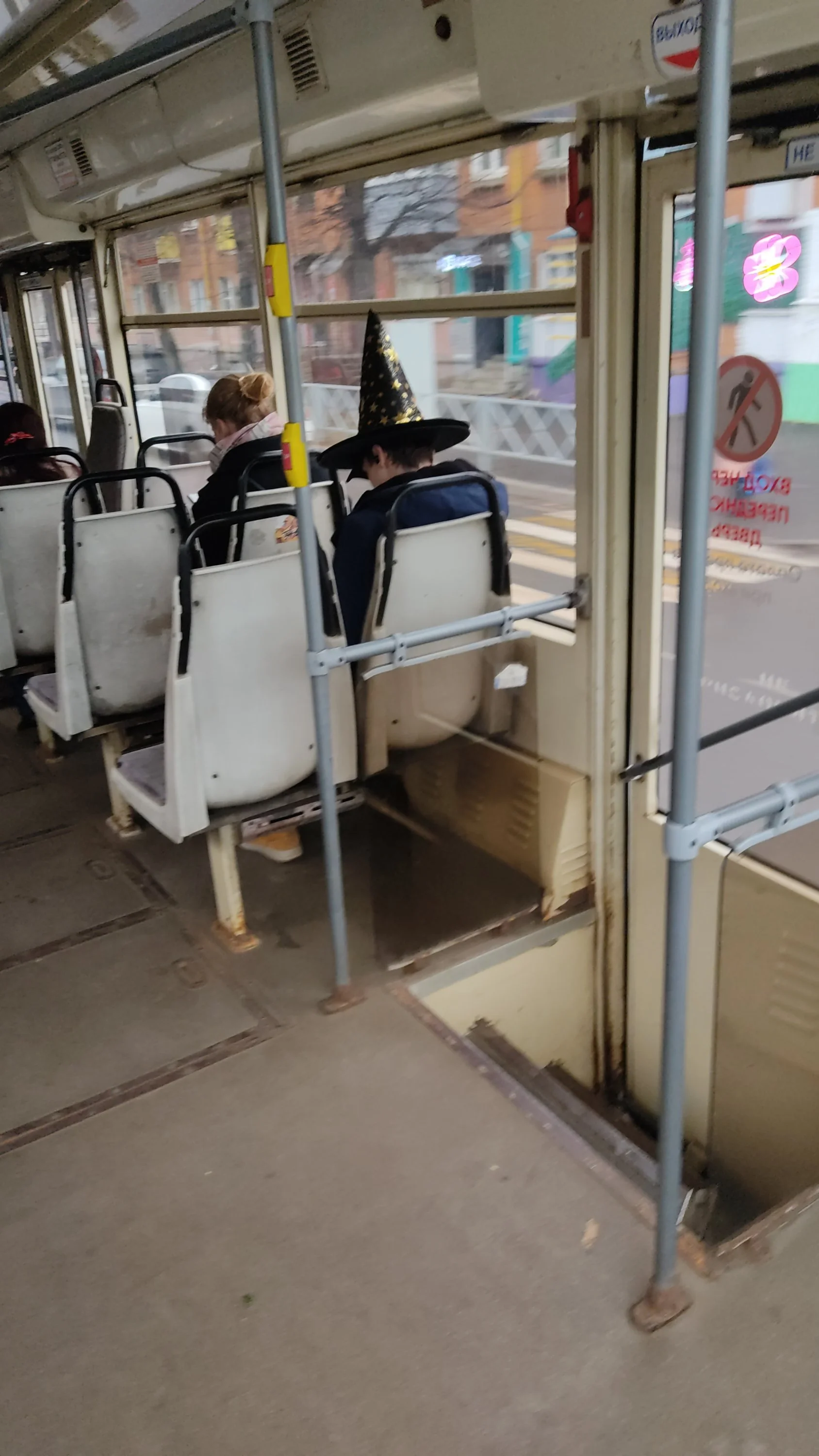 IMG-cb5b052fb03e6288a9348dfce9e43e25-V (1).webp