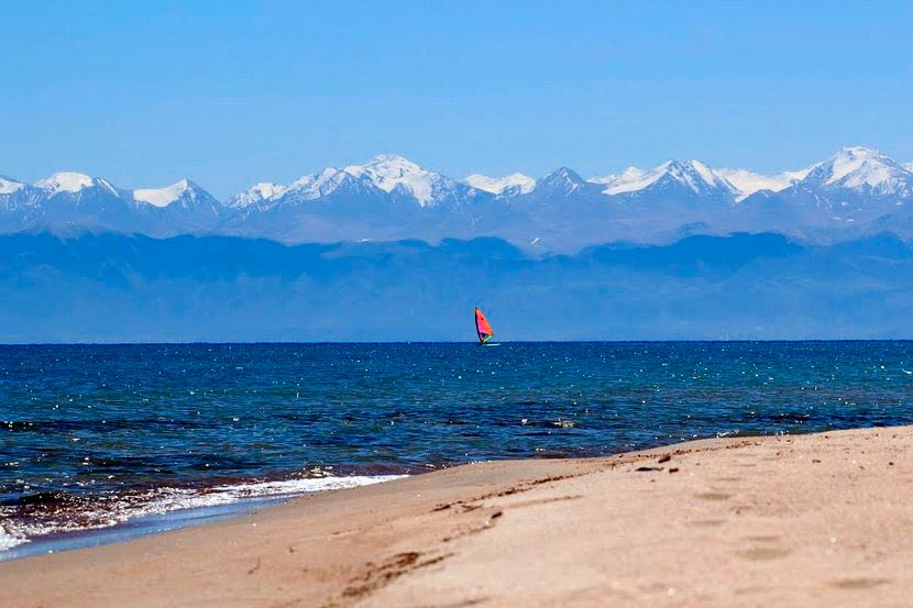 Issyk-Kul.jpg