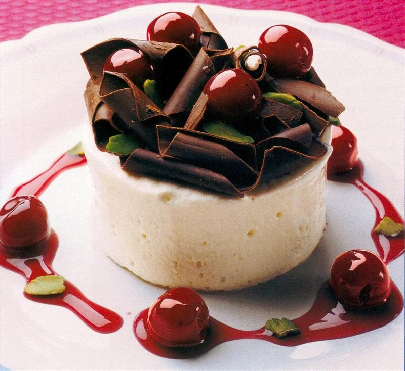 Italian-desserts-Medium.webp