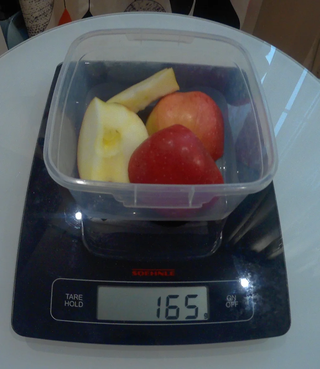 Яьлоко без мемак.webp