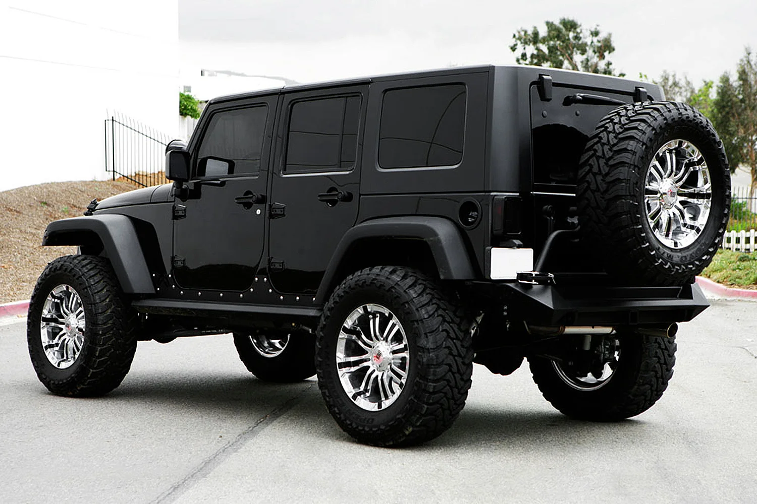 jeep_wrangler_2015_black_high_quality.webp