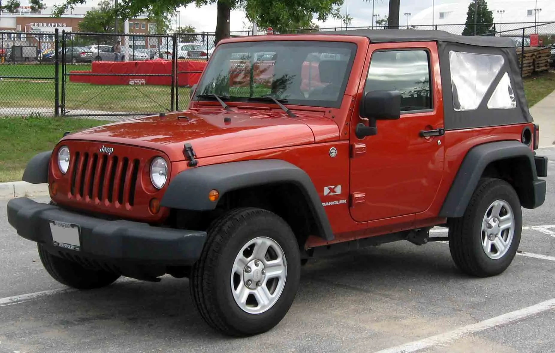 Jeep_Wrangler_X_-_10-06-2010.webp